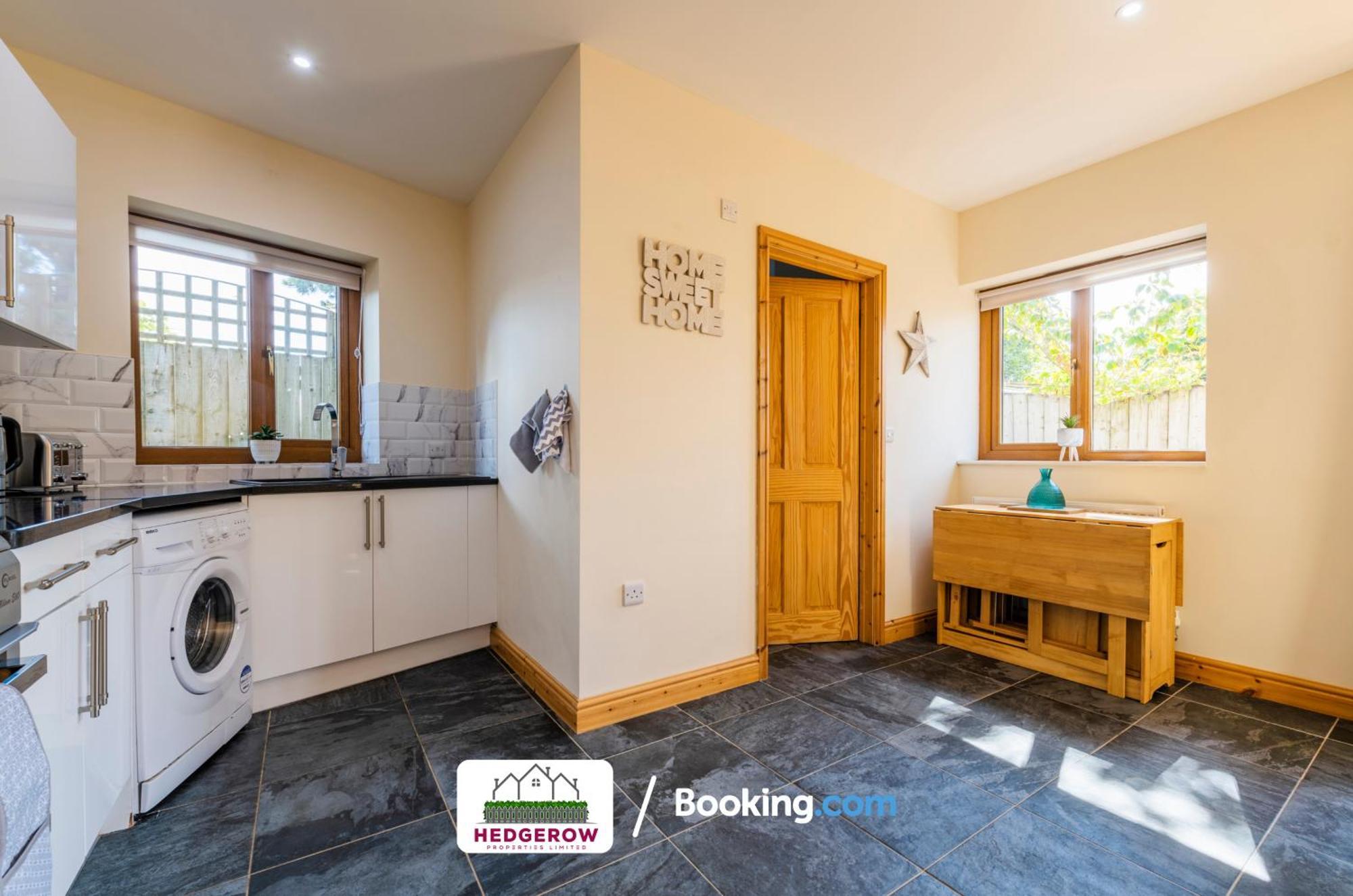 Secure 2-Bed Escape For 6 With Tranquil Garden L Special Deals L Last-Minute Deals L Truro Bagian luar foto